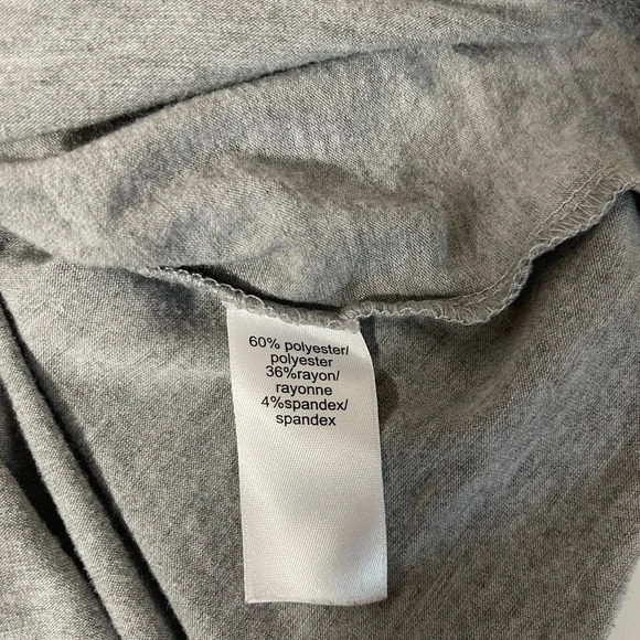 Maurices Light Gray & White Campfire Summer Graphic Tee Medium Women’s - Picture 8 of 9